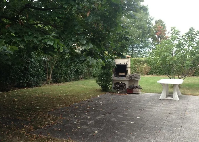 Gite Pompertuzat بيت للعطل *