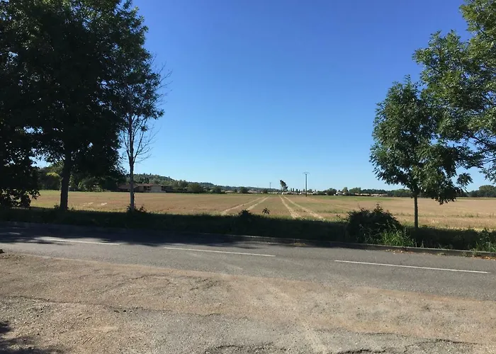 Gite Pompertuzat بيت للعطل Pompertuzat